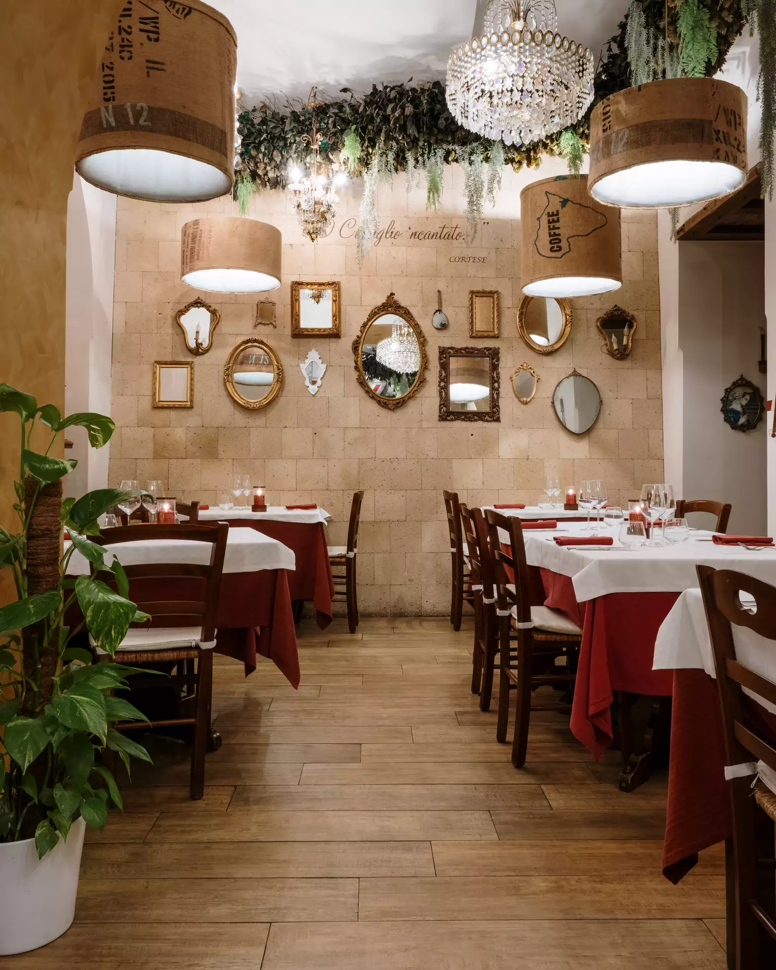 La Locanda Del Cerriglio Ristorante Napoli Centro Storico Restaurant 32